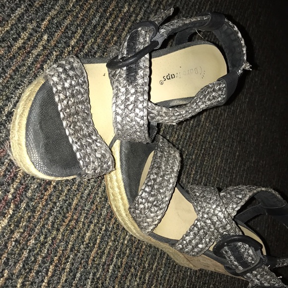 Very cute wedges - Picture 2 of 2